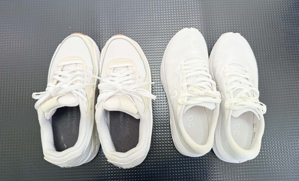 「カウンセリングにお持ちいただいたOnとNIKEのスニーカー」